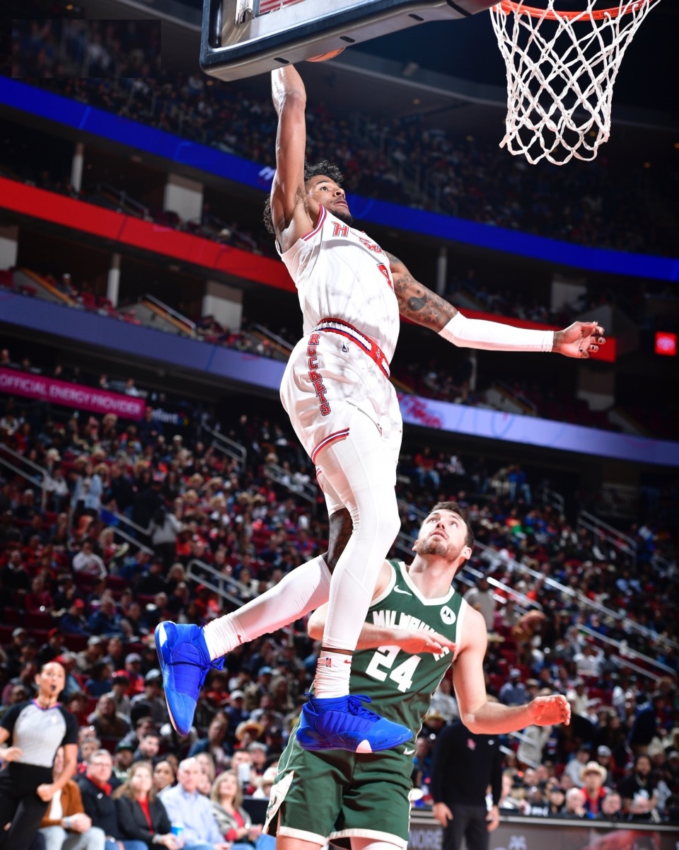 开云体育中国-雄鹿客场不敌对手，字母哥表现出色难救主