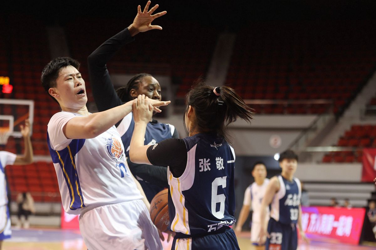 包含夏洛特队在近期比赛中战胜对手，展现出巨大潜力的词条