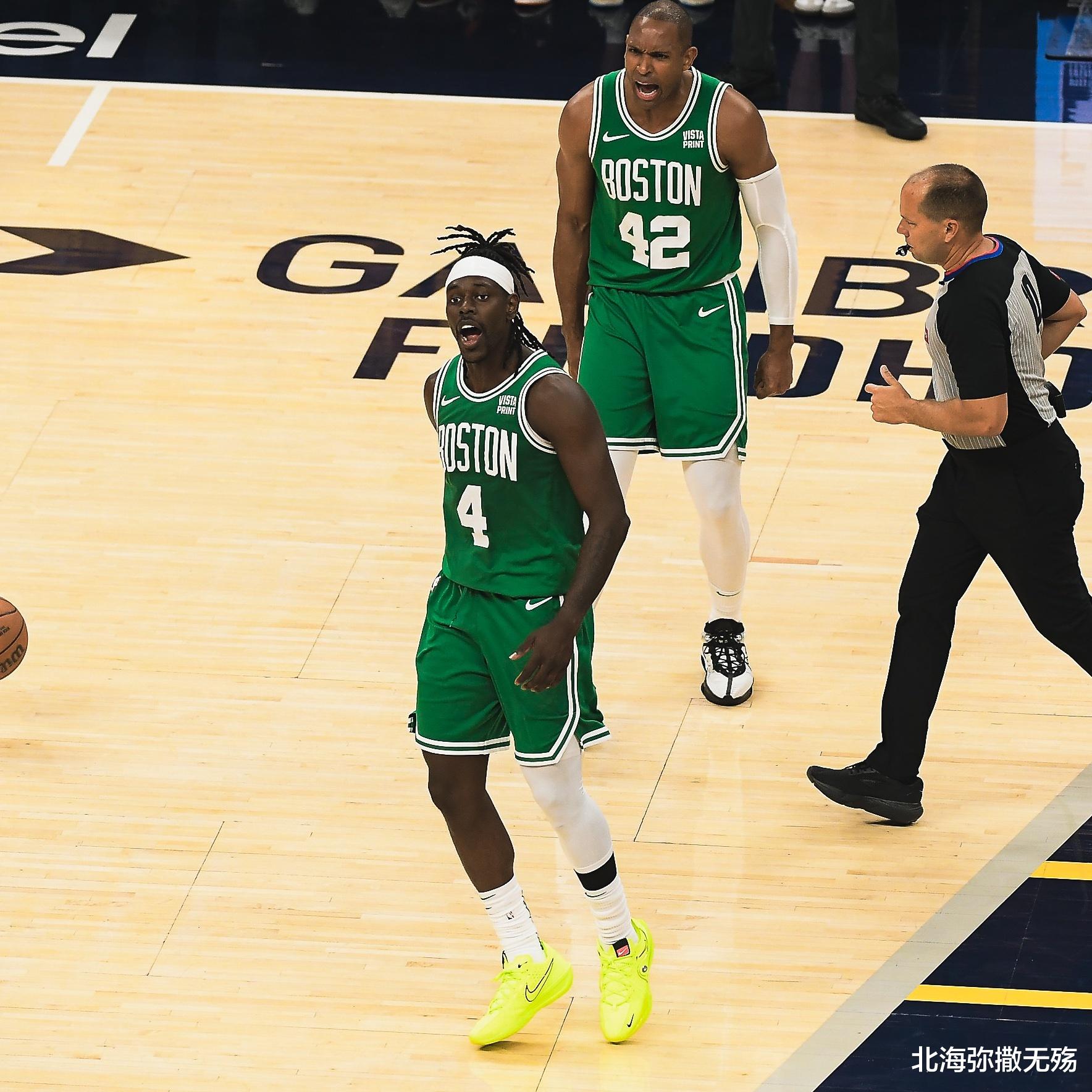 包含雄鹿核心球员受伤消息传来,或将影响战术部署的词条 包含雄鹿核心球员受伤消息传来,或将影响战术部署的词条