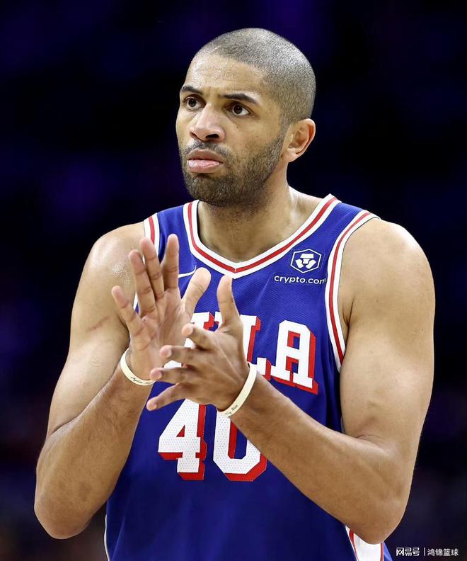 包含篮球巨星个人精彩表现引发观赏狂潮的词条 包含篮球巨星个人精彩表现引发观赏狂潮的词条