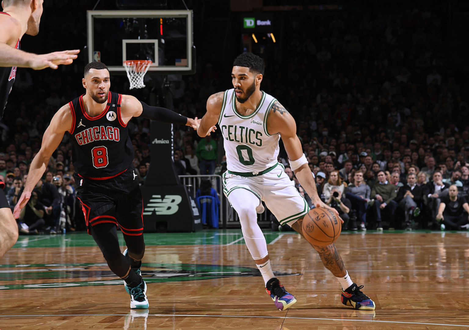 公牛不敌凯尔特人，遭遇连败