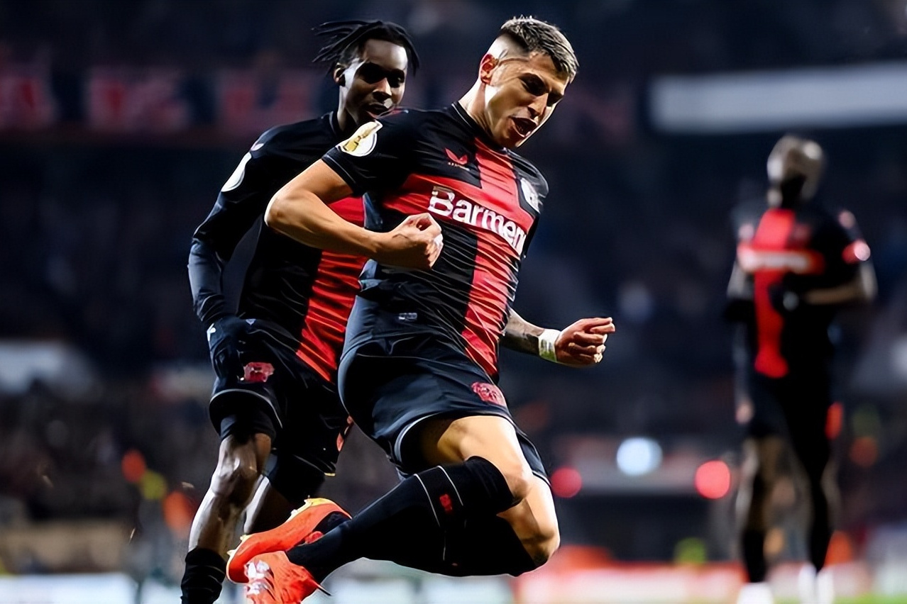 勒沃库森攻防表现出色,压制对手的简单介绍 勒沃库森攻防表现出色,压制对手的简单介绍