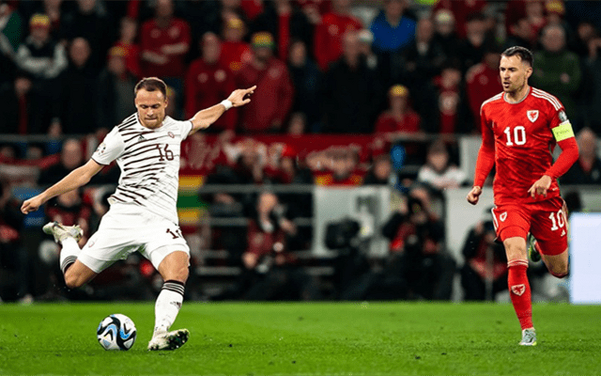 威尔士队在欧洲预选赛中踢出了好比赛 威尔士队在欧洲预选赛中踢出了好比赛