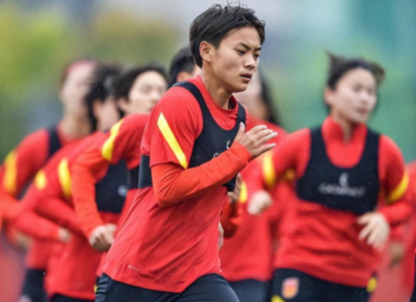 中国女足表现抢眼,斩获第一名 中国女足表现抢眼,斩获第一名