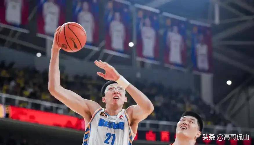 CBA总决赛精彩开打,激烈角逐引人热议 CBA总决赛精彩开打,激烈角逐引人热议