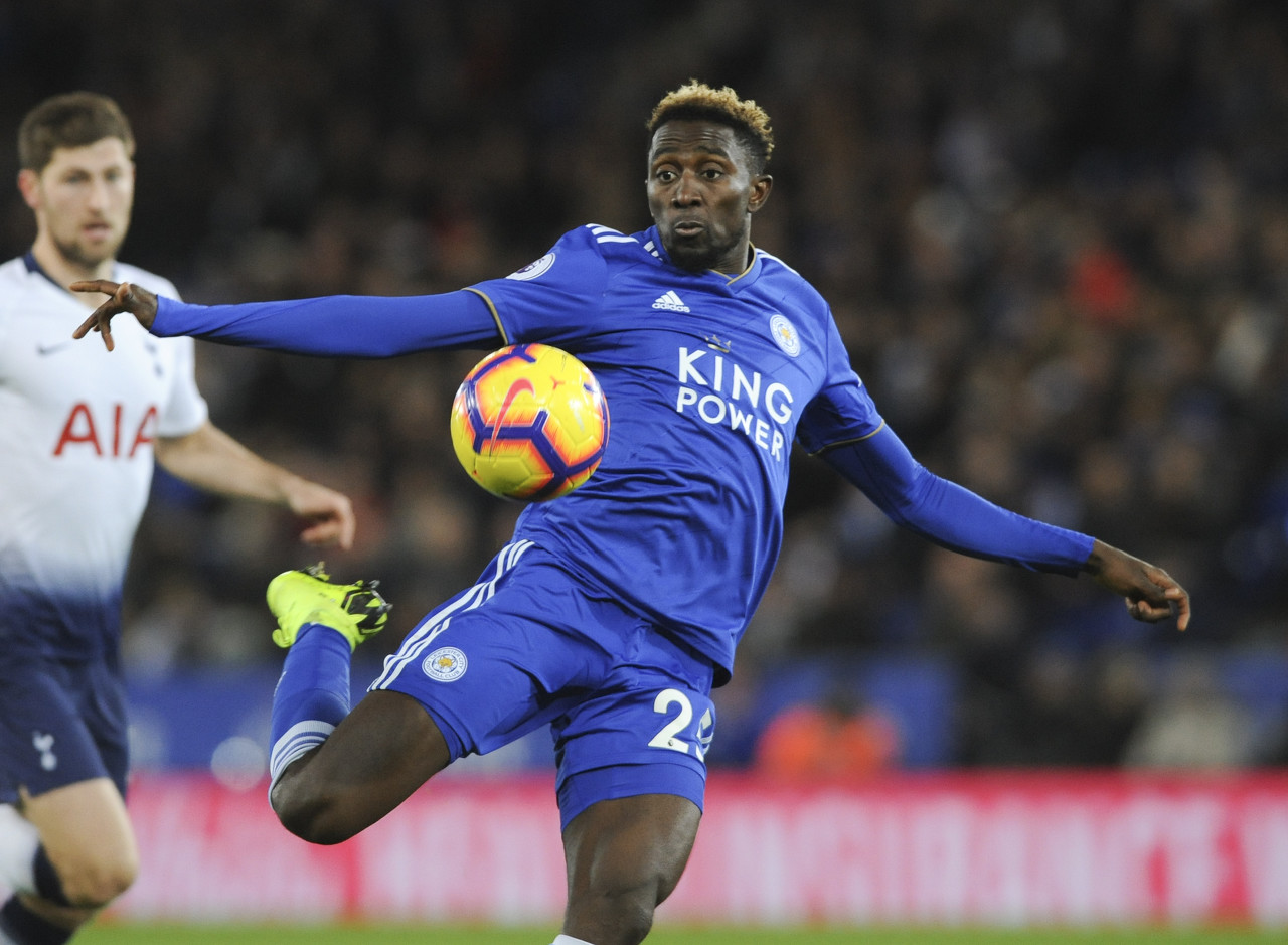 包含莱斯特城中场节奏掌控,全队表现亮眼的词条 包含莱斯特城中场节奏掌控,全队表现亮眼的词条