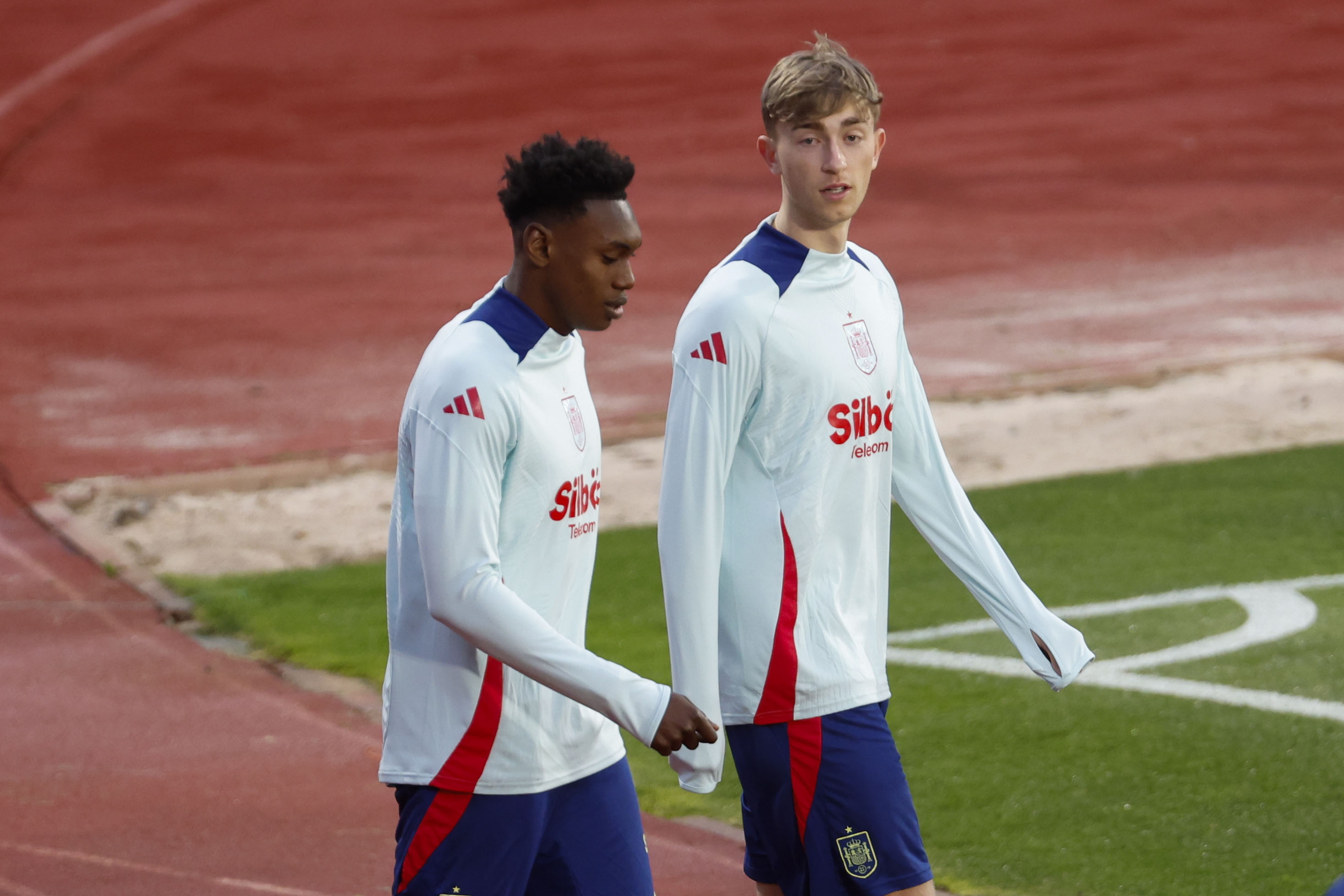 欧预赛:西班牙准备迎战瑞典 欧预赛:西班牙准备迎战瑞典