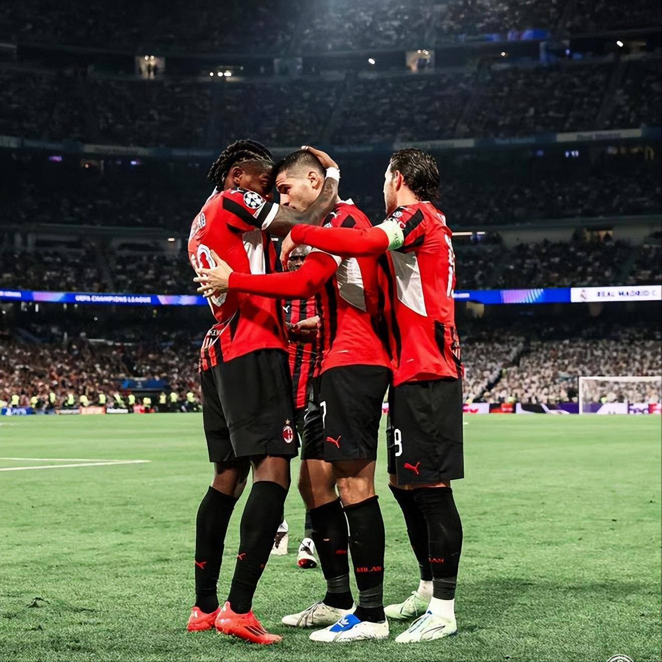 包含AC米兰客场告捷，继续稳坐前列的词条