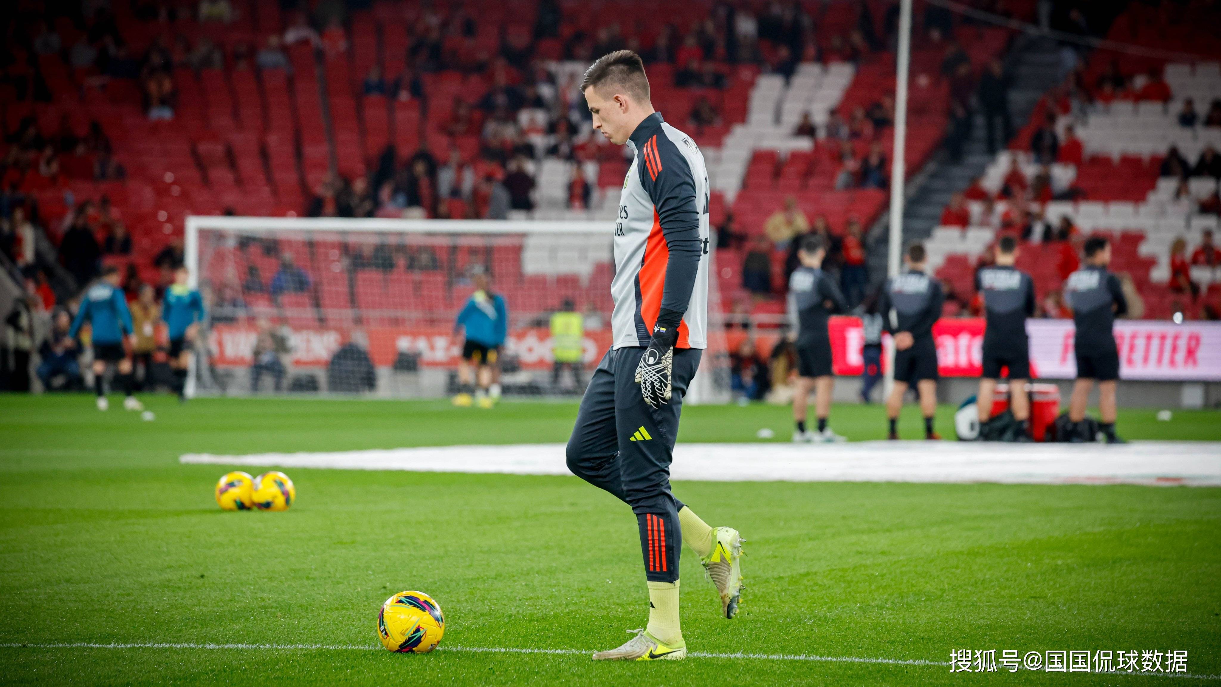 包含摩纳哥宣布签下新后卫,实力得到加强!的词条 包含摩纳哥宣布签下新后卫,实力得到加强!的词条