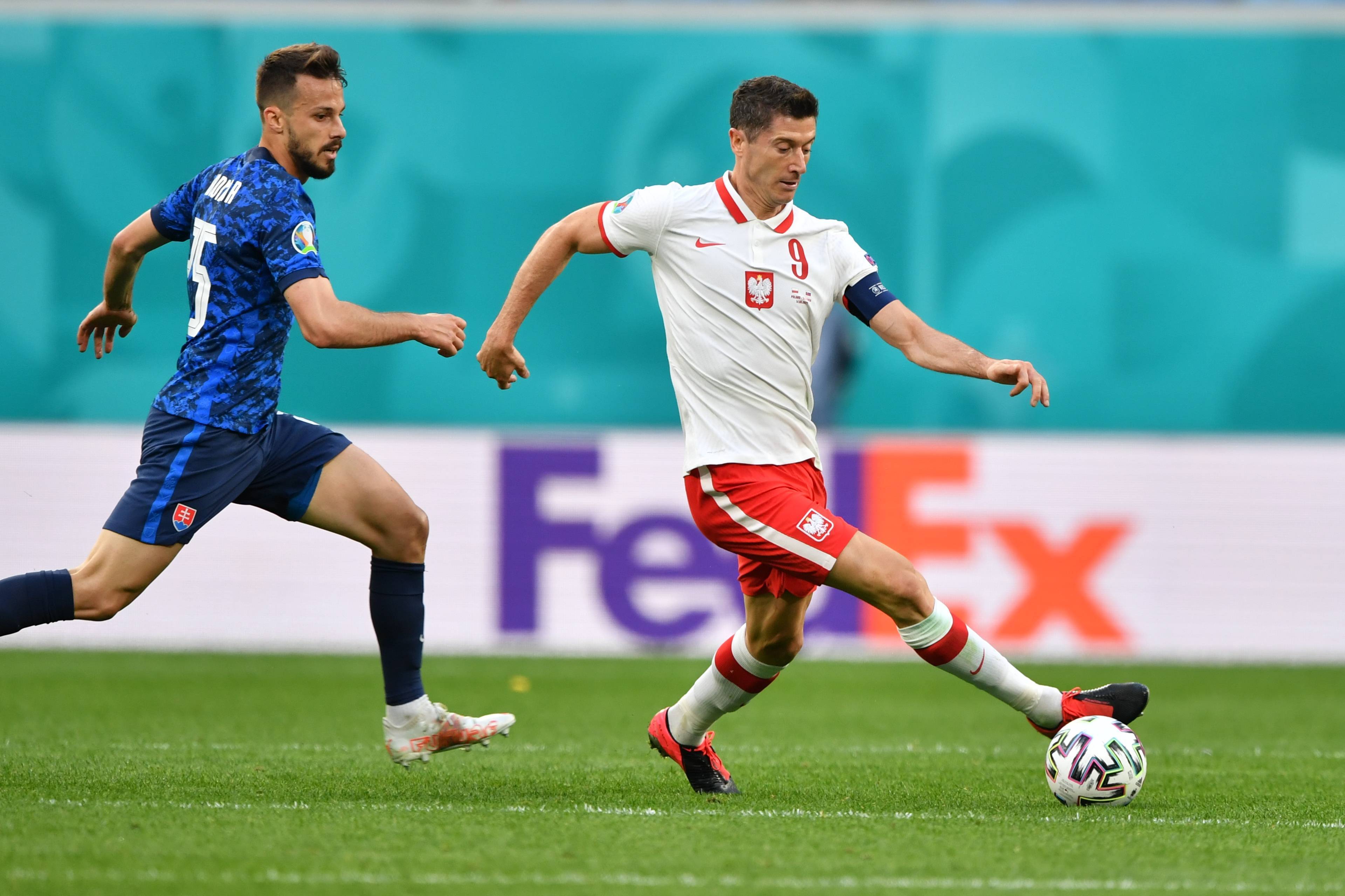 波兰失利摄影芬兰欧国联出线形势严峻