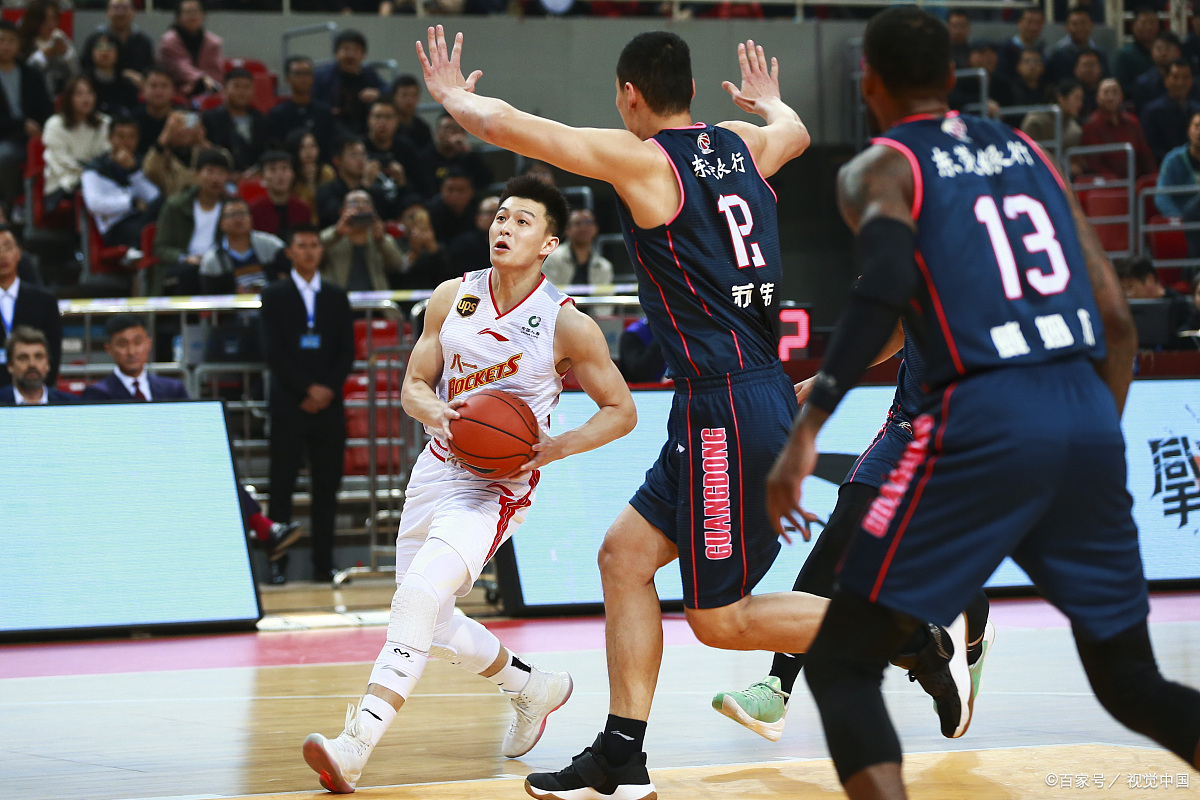 中国篮球联赛的热门比赛对决