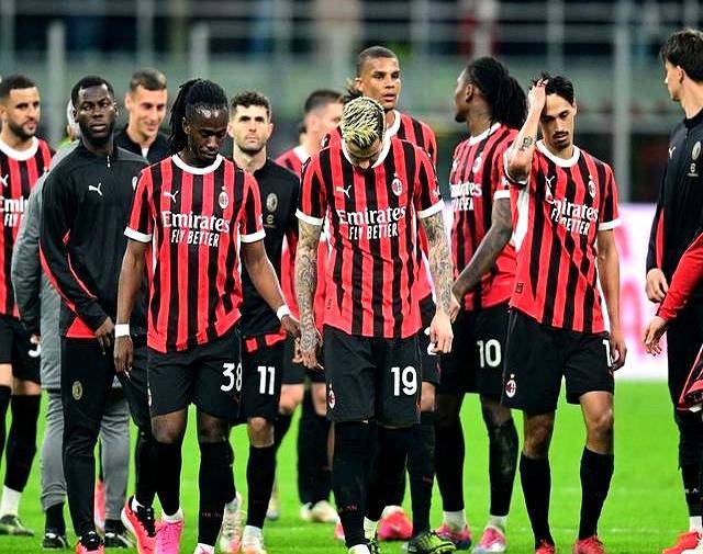 世界顶级联赛关注：一支豪门球队备战冠军杯赛，球迷期待高潮