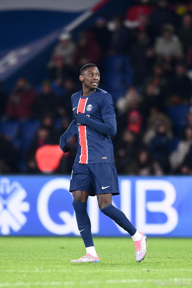 南特队员表现出色,帮助球队战胜对手 南特队员表现出色,帮助球队战胜对手