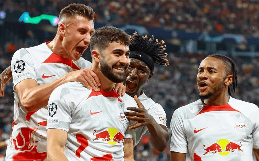 开云体育中国-沃尔夫斯堡与莱比锡红牛战成激动局面