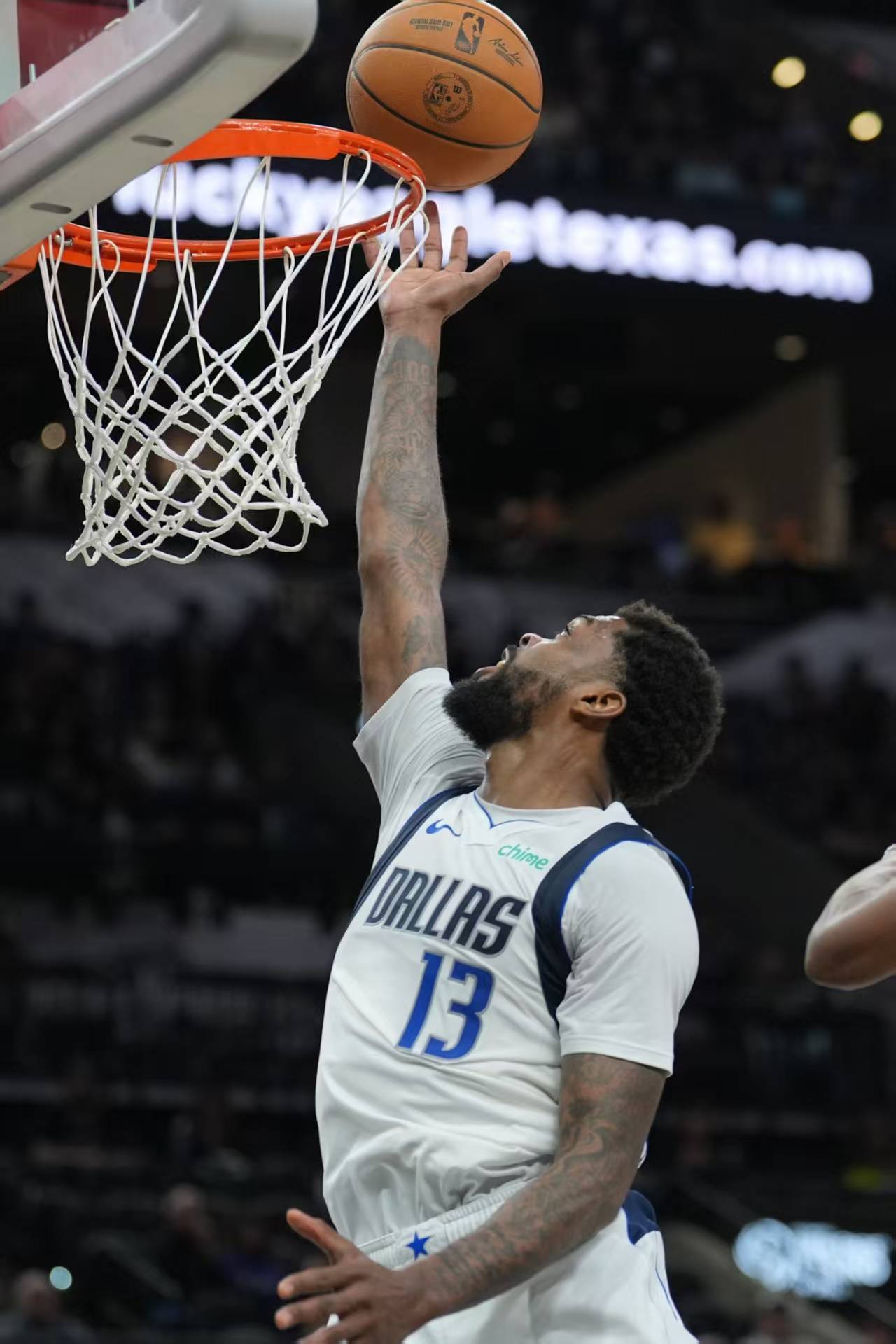 开云下载-绝杀时刻即将到来，球员皆心急，尼克斯对独行俠代表局大