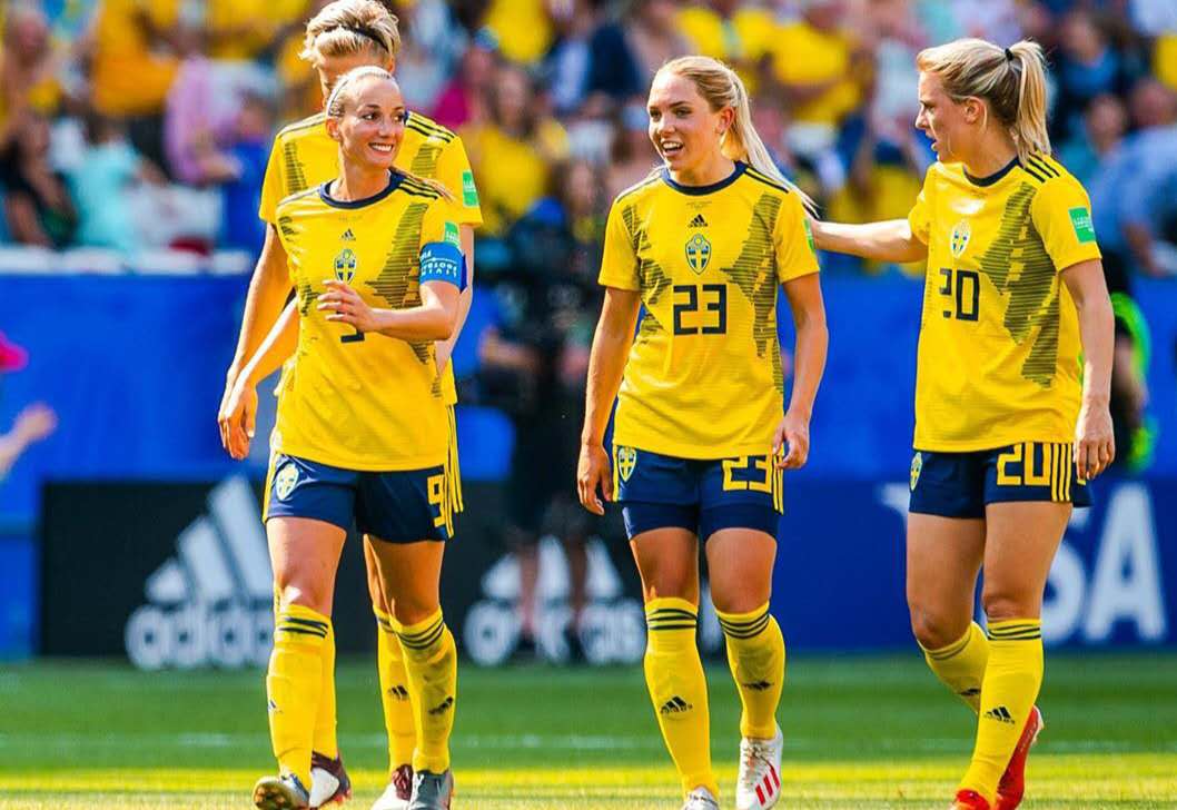 瑞典女子足球先锋联赛盛大开幕 瑞典女子足球先锋联赛盛大开幕