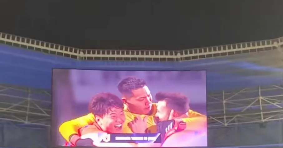 申花击败重庆:上海申花队成功击败重庆队,豪取胜利 申花击败重庆:上海申花队成功击败重庆队,豪取胜利