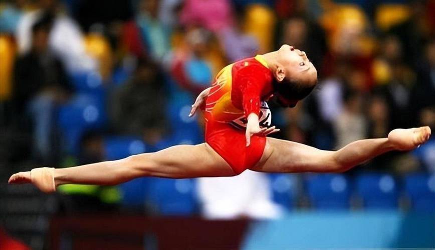 包含体操冠军因疲劳发挥失常，备战机会尚存的词条