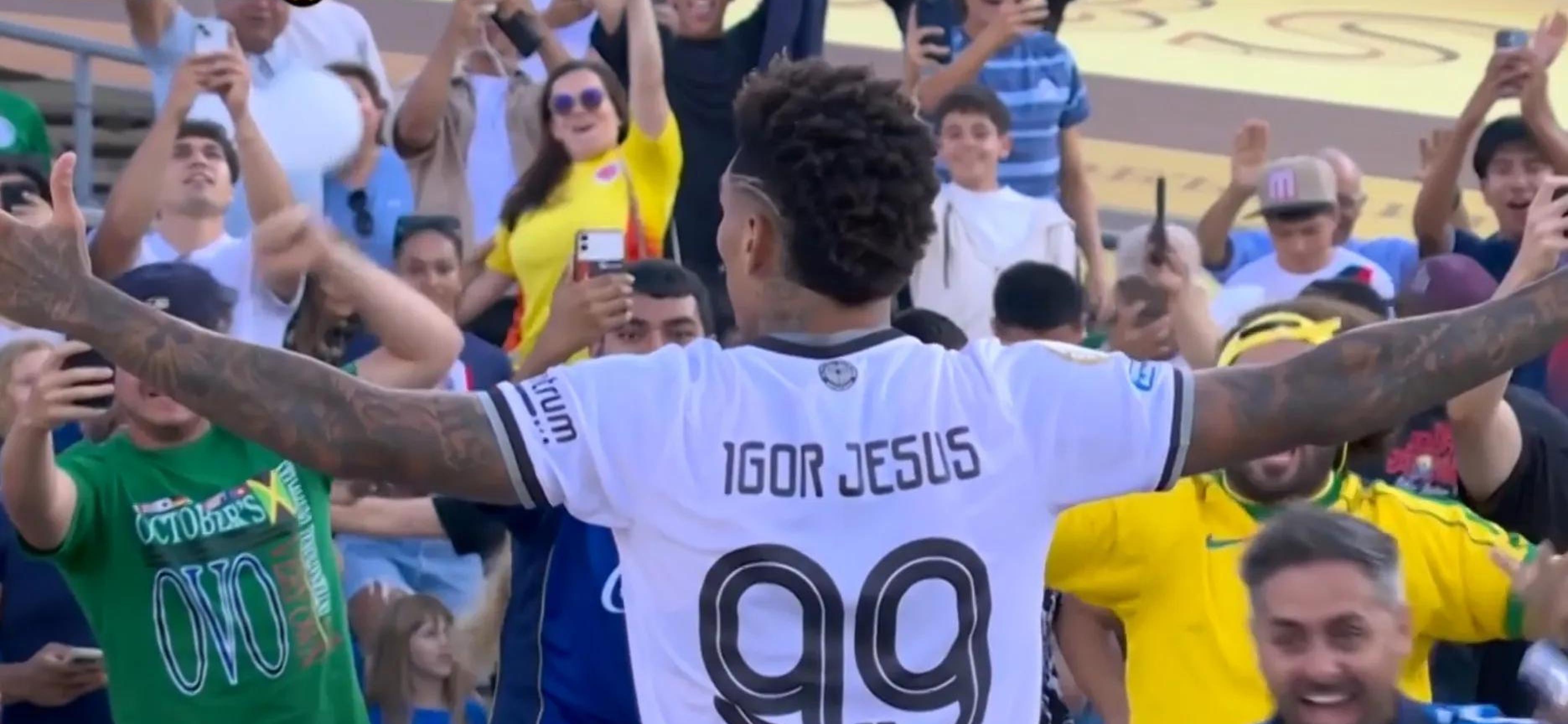 关于南美洲球队在国际篮球赛中展现出色实力，为球队带来胜利的信息