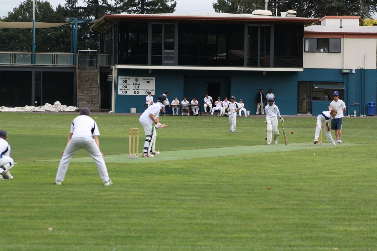 开云官网-包含新西兰队在划船比赛中力挫群雄，取得胜利的词条