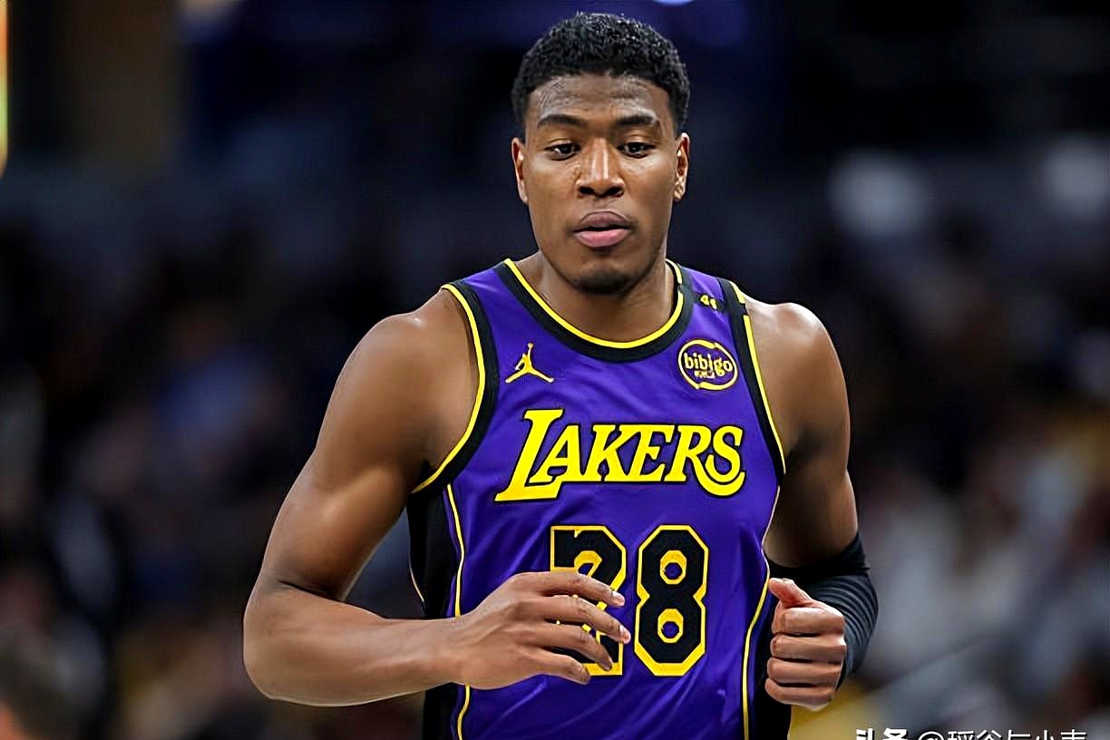 开云体育APP下载-重要关键球员复出比赛，助球队取得胜利