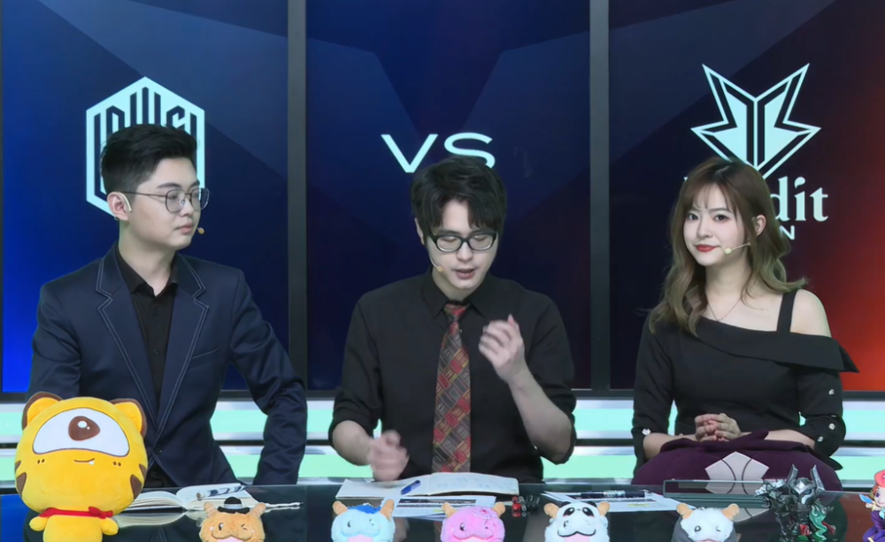 开云体育-FLY鏖战BRO，Knight线上压制力十足焦点之战八强赛，点燃全场激情的简单介绍