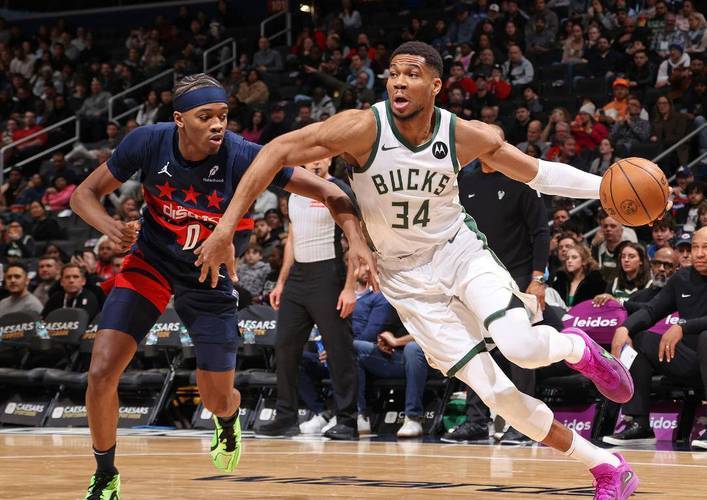 开云体育中国-雄鹿主场轻取篮网，字母哥砍下27分