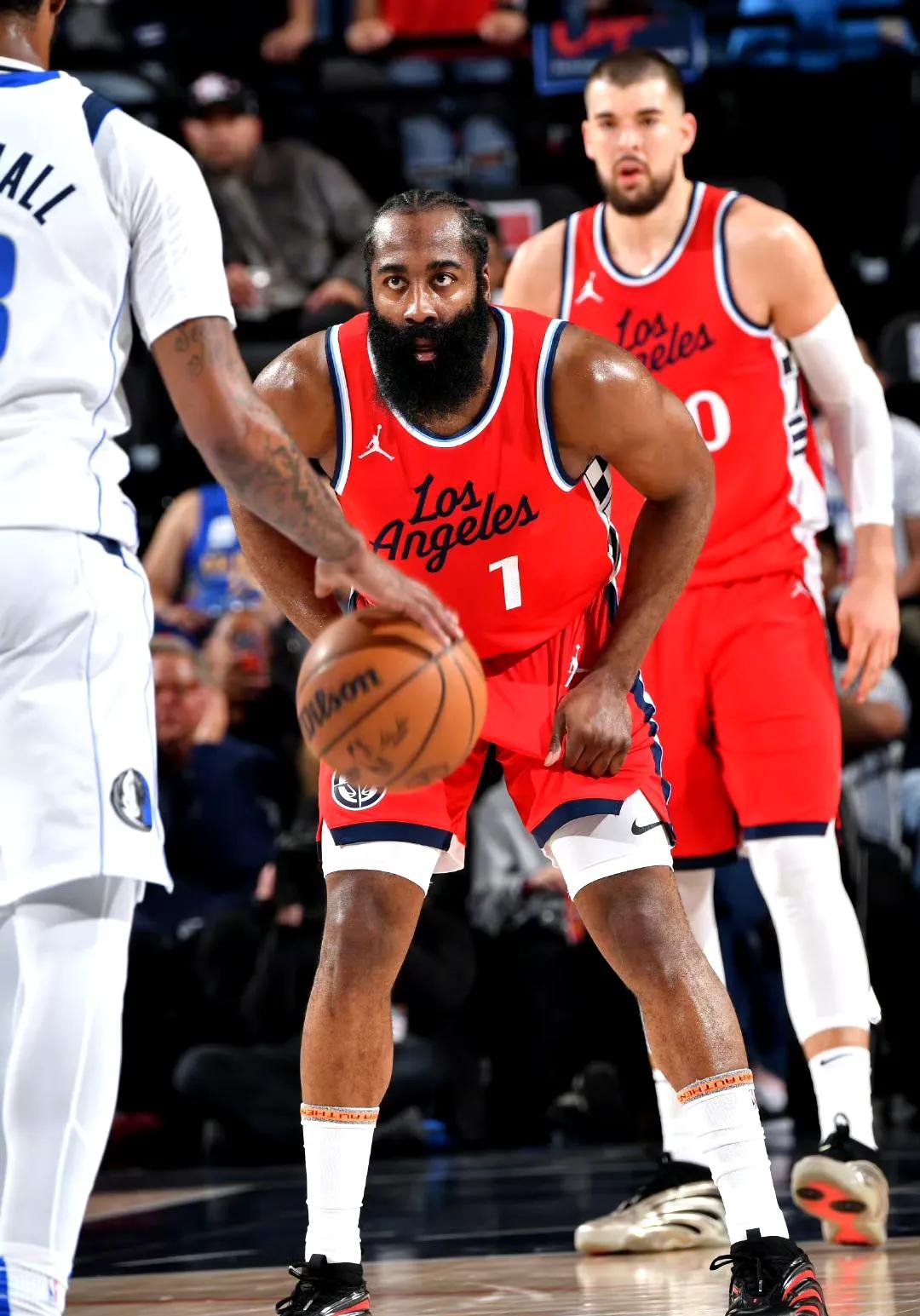 火箭惨败独行侠,哈登火力全无的简单介绍 火箭惨败独行侠,哈登火力全无的简单介绍