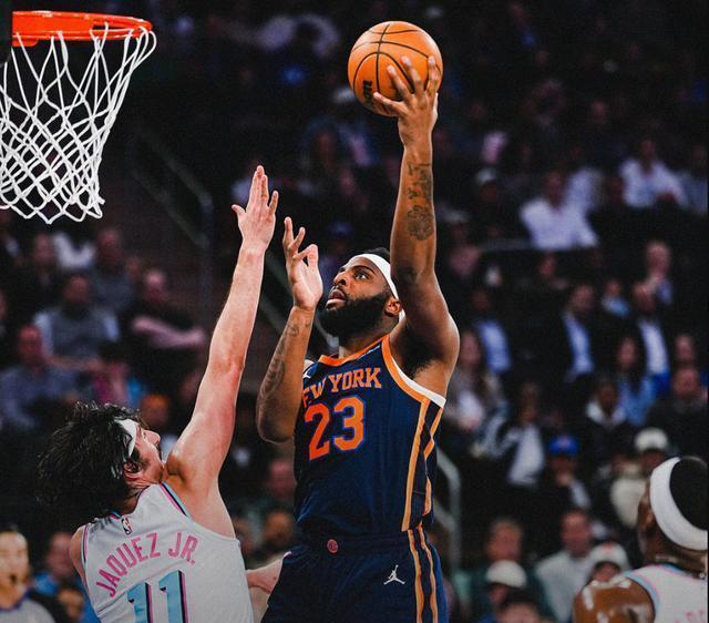 开云体育平台APP-热火队主场失利，遭遇季后赛败局