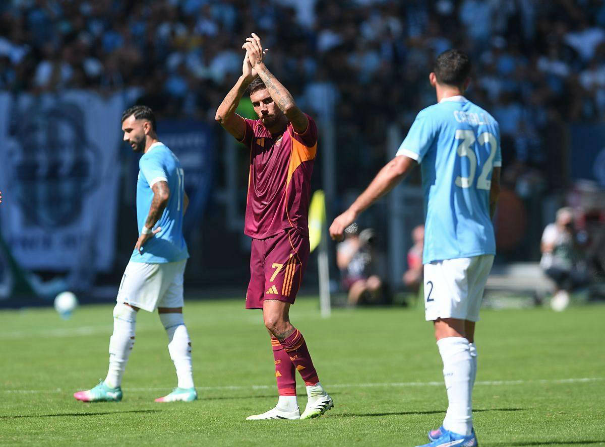 开云体育在线-弗赖堡客场遭逢惨败，遗憾无力反击