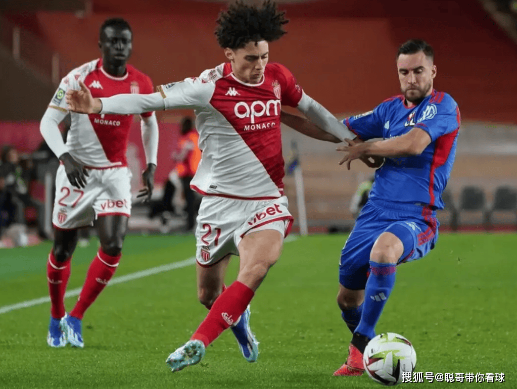 摩纳哥队大获全胜,逼近法甲榜首 摩纳哥队大获全胜,逼近法甲榜首