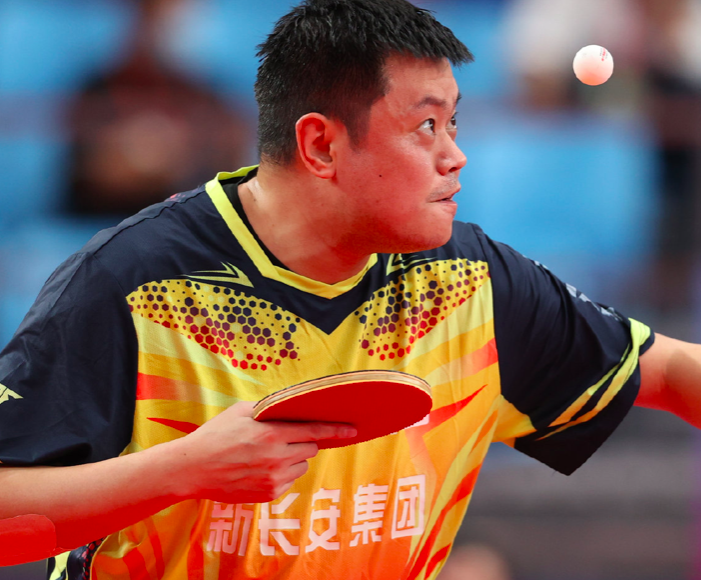 奥地利队轻取波兰队，马龙带队取胜