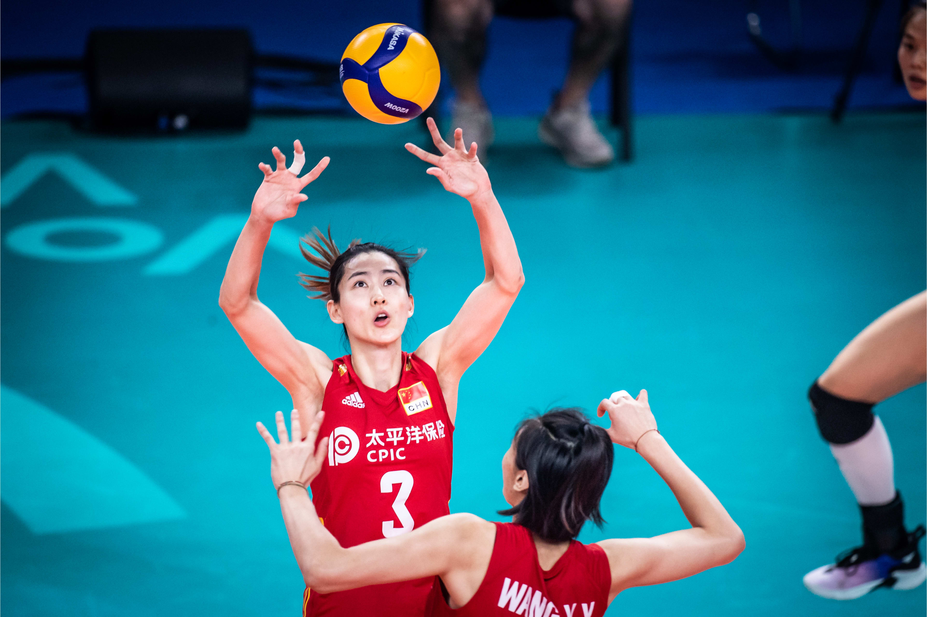 开云体育在线-中国队鏖战印尼队，李梓嘉高光表现的简单介绍