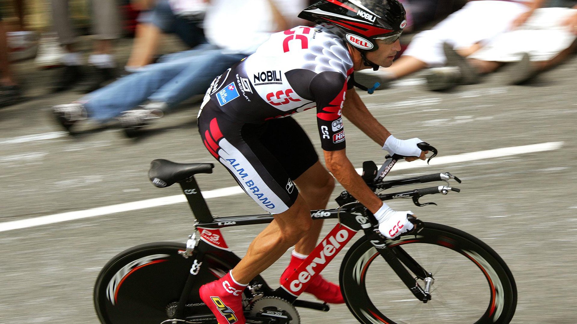 开云体育中国-绿茵魔术，英超焦点战与奥兰多奇迹的双重奏