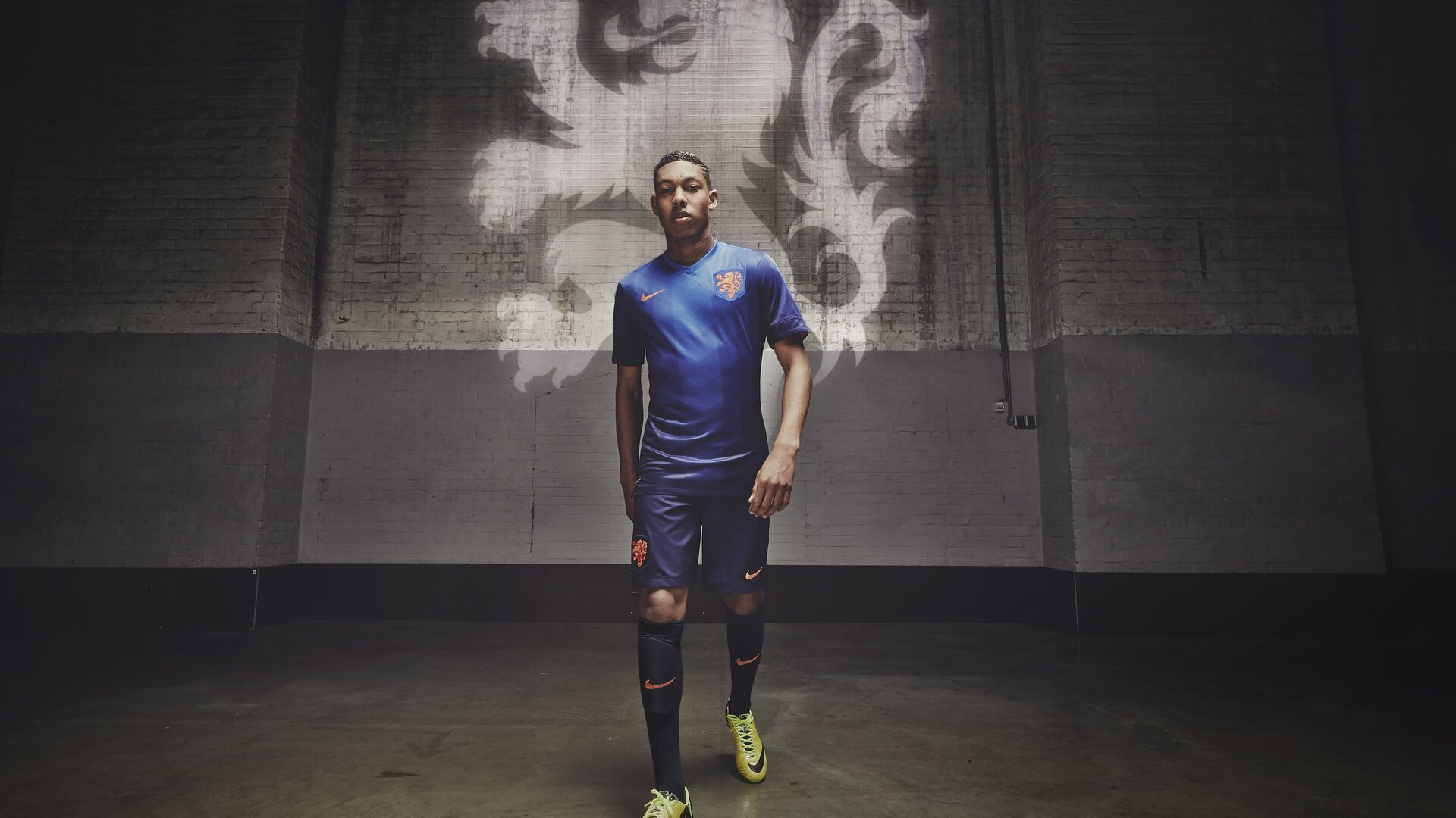 双城记，欧冠决赛上那场石头与黄金的碰撞