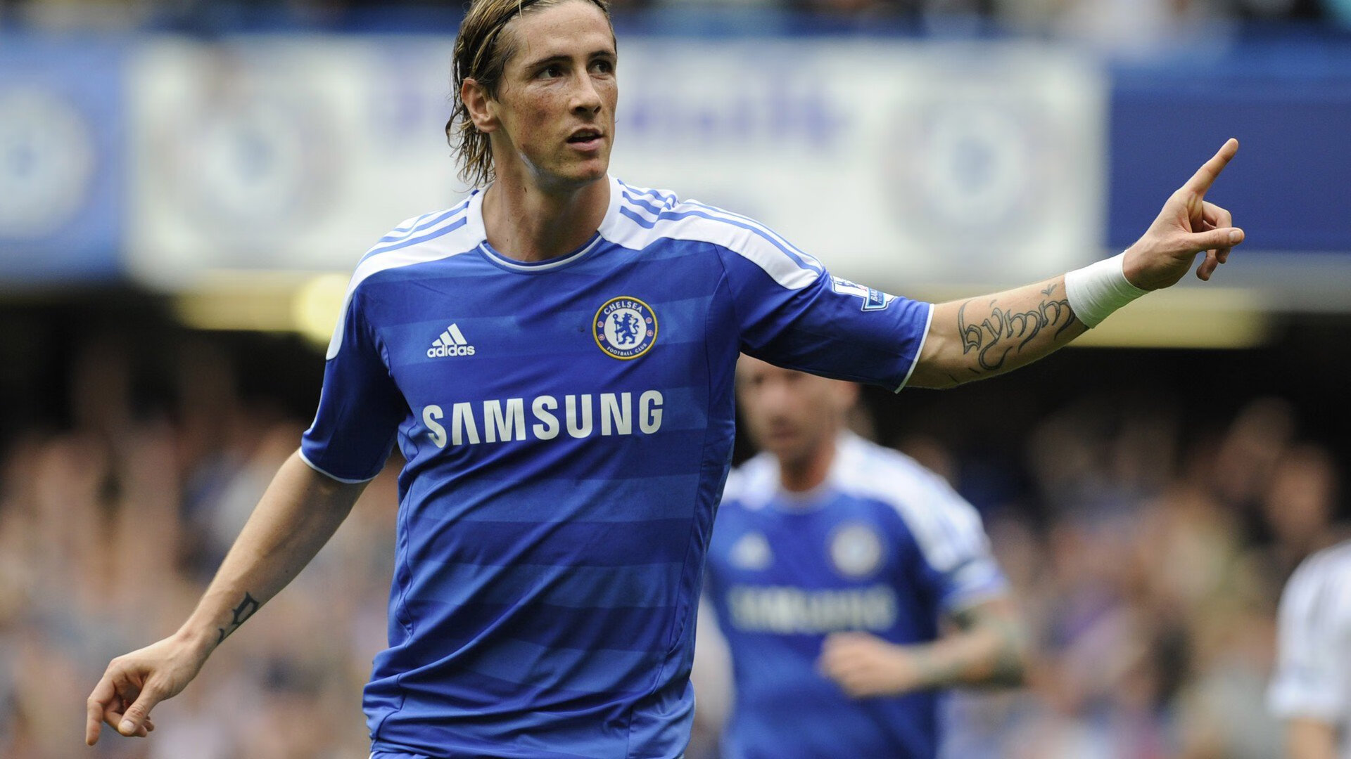 开云体育平台APP-跨越时空的传奇，从法网红土到伦敦硬地，穆雷的48小时逆转统治